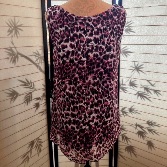 Dress Barn Sequined Sleeveless Leopard Print Top Size 2X Black Beaded Neckline - Picture 5 of 11